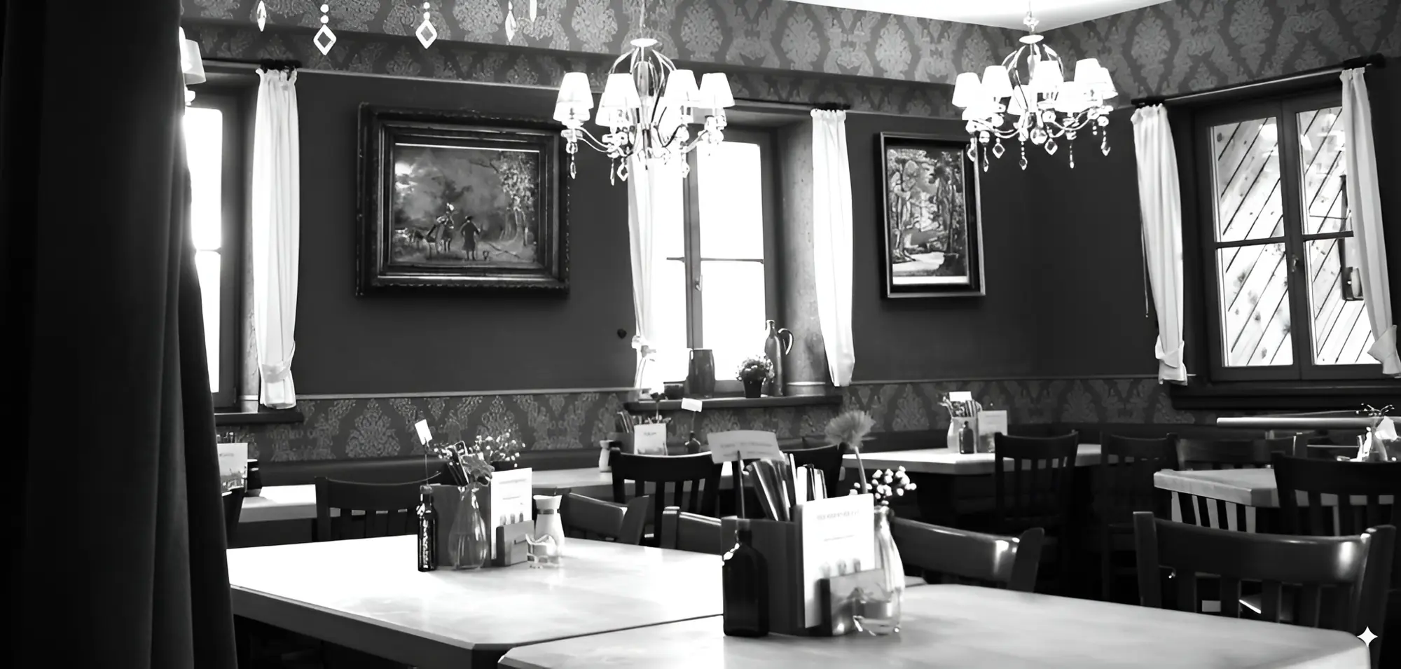 Restaurant Jagemanns Weimar Herderplatz Innenraum, mit Tischen Gemälden Kronleuchtern